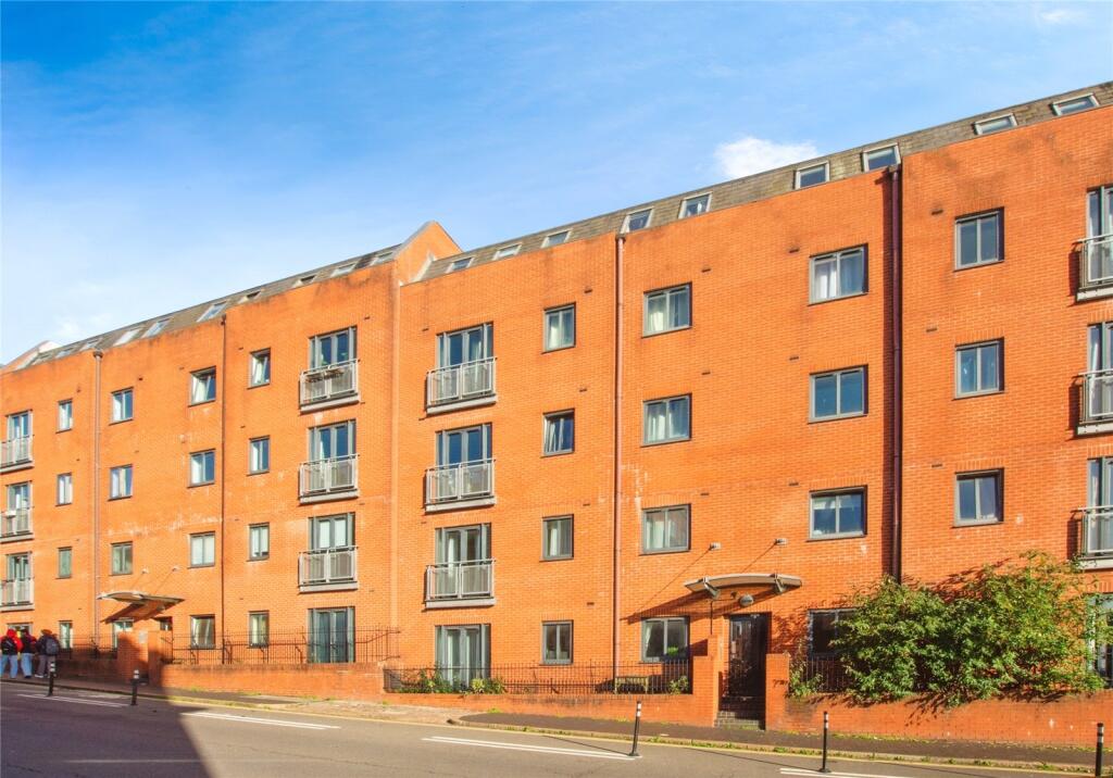 Main image of property: Newhall Hill, Birmingham, West Midlands, B1