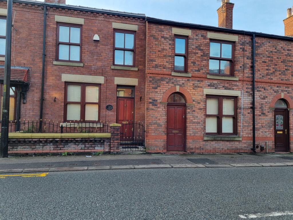Main image of property: 189 Firs Lane, Leigh, 