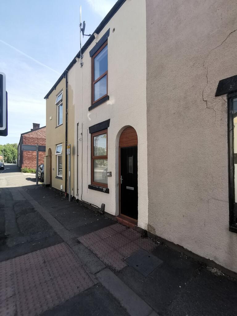 Main image of property: 4 Bolton Road, Westhoughton, 