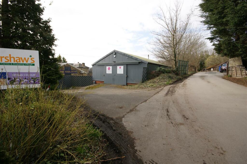 Commercial property for rent in Kershaws Garden Centre, Halifax Road