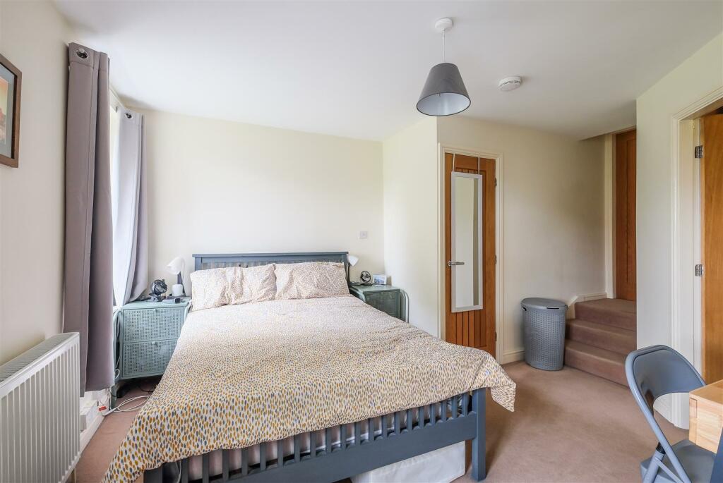 Additional property image - Latham Lane, Gomersal, Cleckheaton