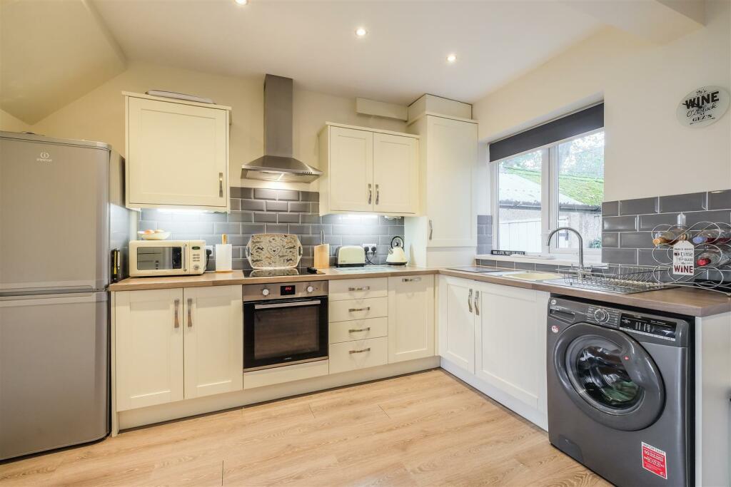 Additional property image - Greengates Avenue, Wyke, Wyke, Bradford
