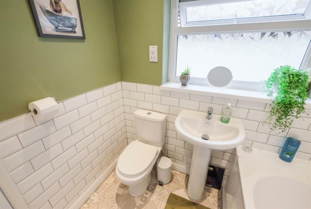 Additional property image - Greengates Avenue, Wyke, Wyke, Bradford