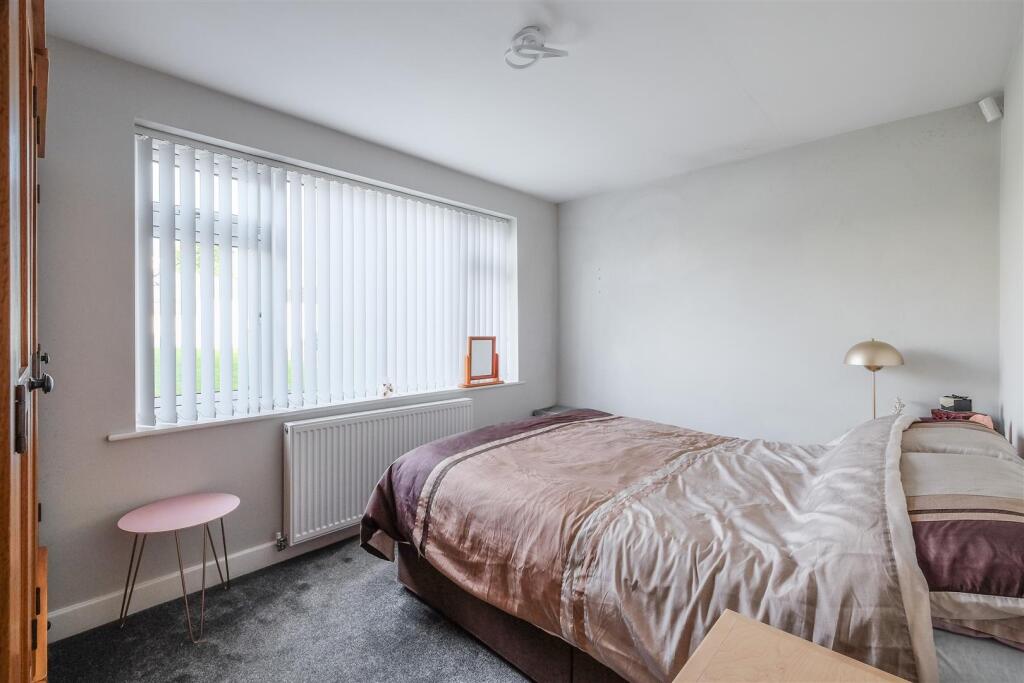 Additional property image - Westfield Lane, Scholes, Cleckheaton