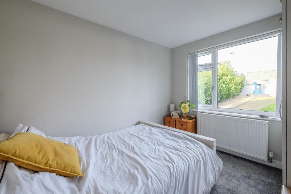 Additional property image - Westfield Lane, Scholes, Cleckheaton