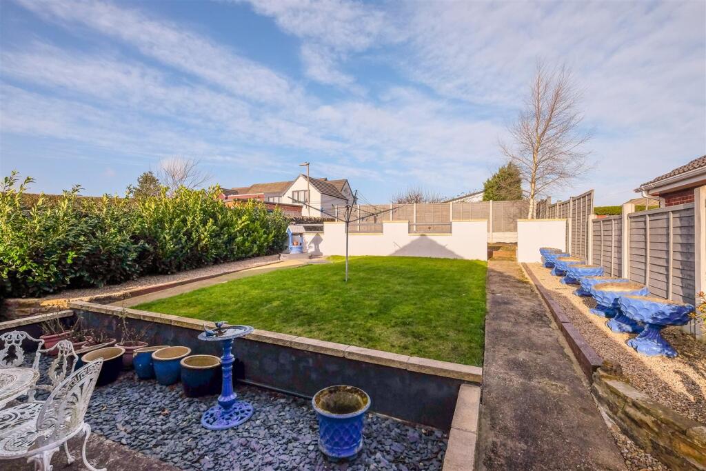 Additional property image - Westfield Lane, Scholes, Cleckheaton