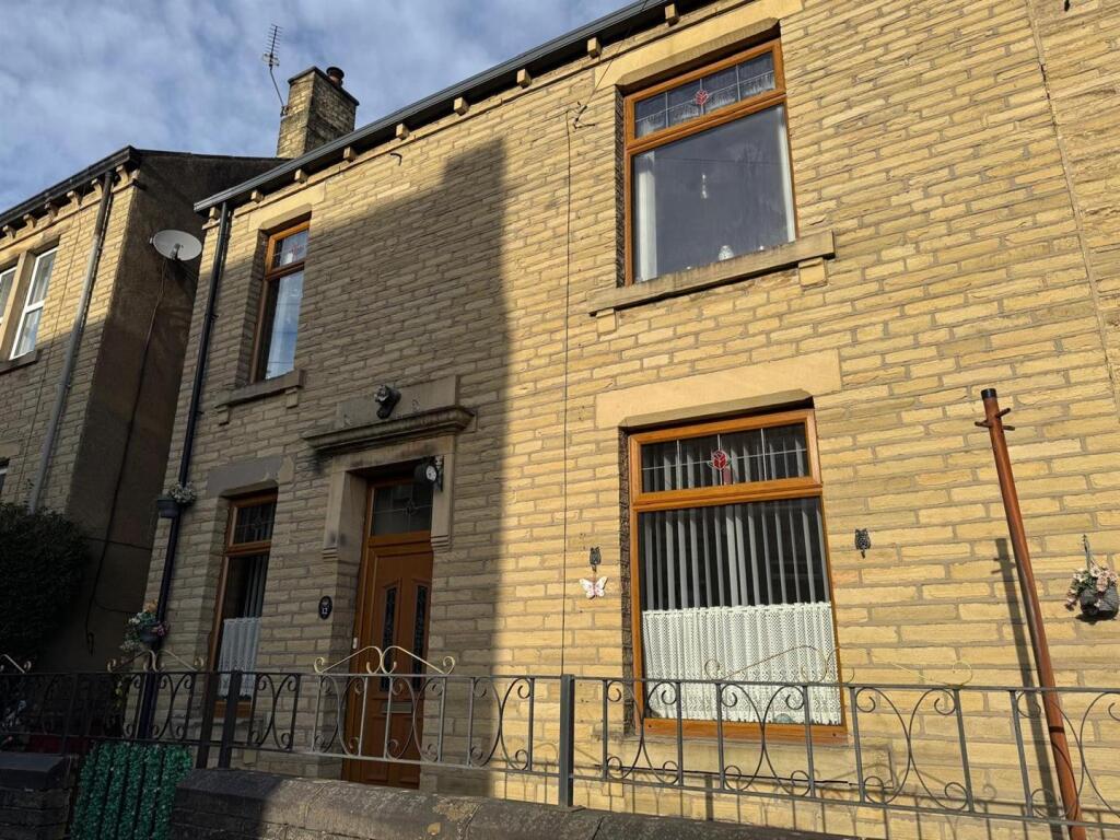 2 bedroom terraced house