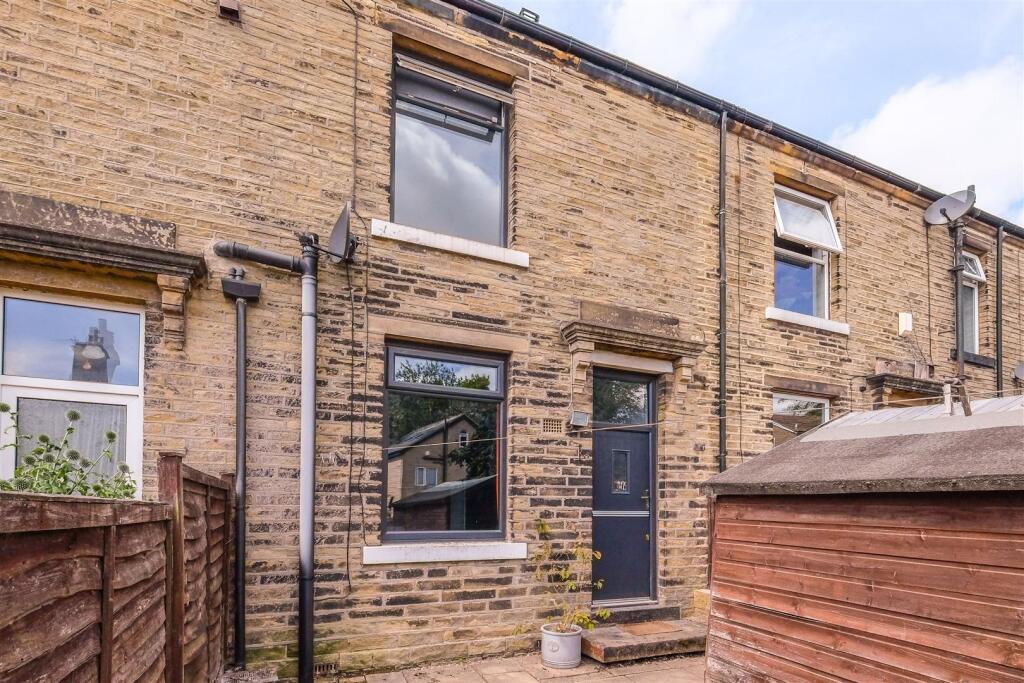 Main image of property: Park View, Lightcliffe, Halifax