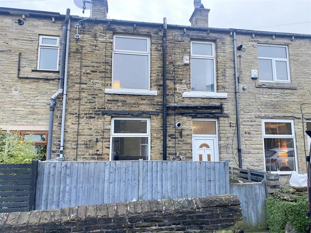Main image of property: Carr Street Brighouse