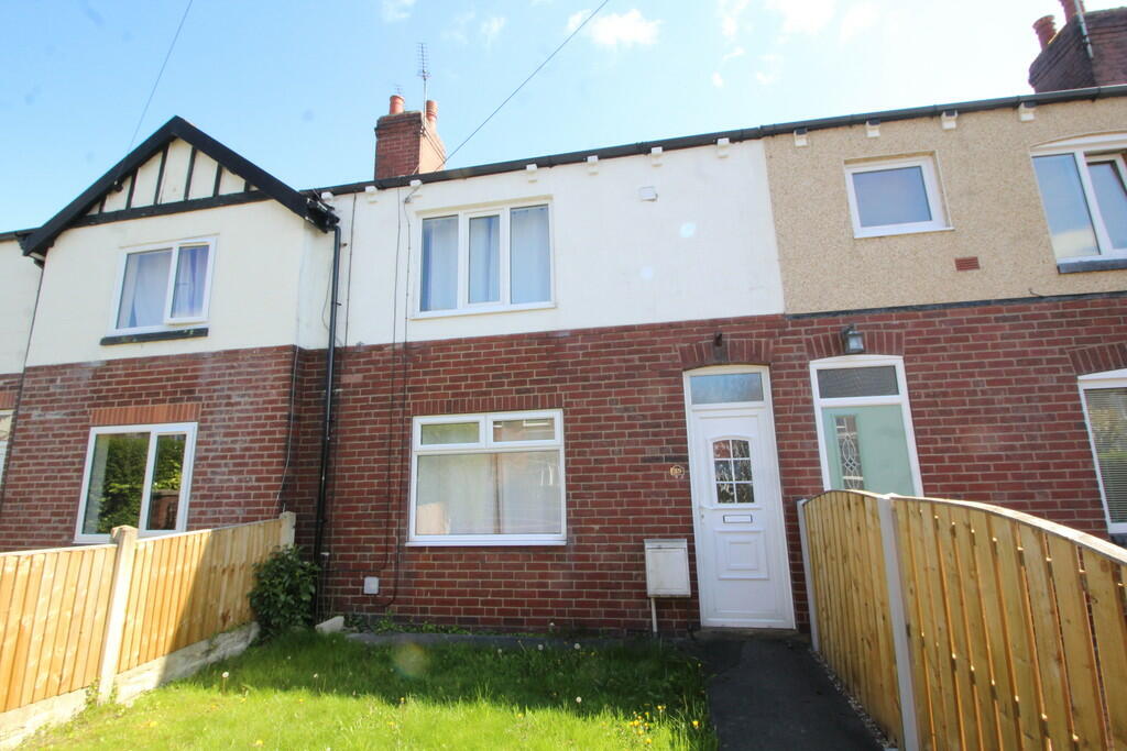 2 bedroom terraced house for sale in Calverley Green Road, Altofts, WF6
