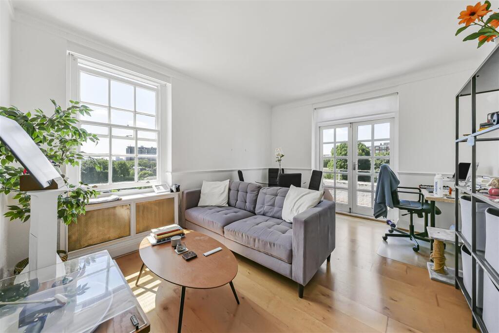 Main image of property: Ascot Court, Melina Place
