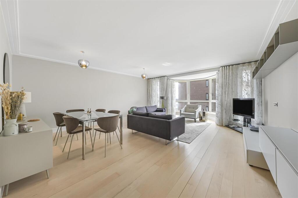 Main image of property: Balmoral Court, 20 Queens Terrace