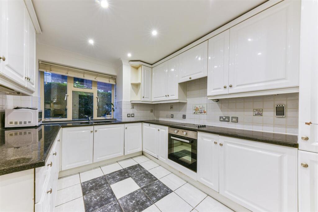 Main image of property: Viceroy Court, Prince Albert Road