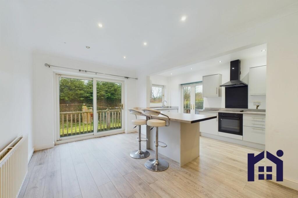 4 bedroom detached house for sale in Burgh Lane, Chorley, PR7 3NT, PR7