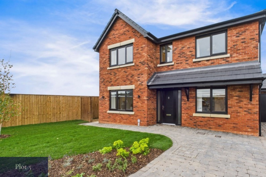 Main image of property: Laurel Gardens, Farington Moss, PR26 6BH