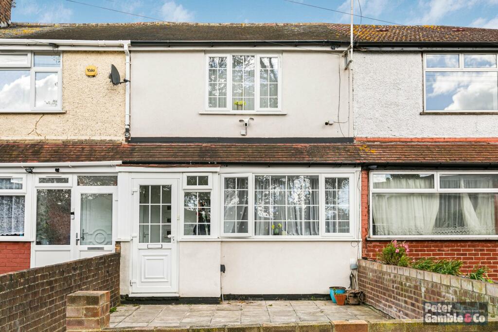 3 bedroom terraced house for sale in Empire Road, Perivale, Greenford, UB6