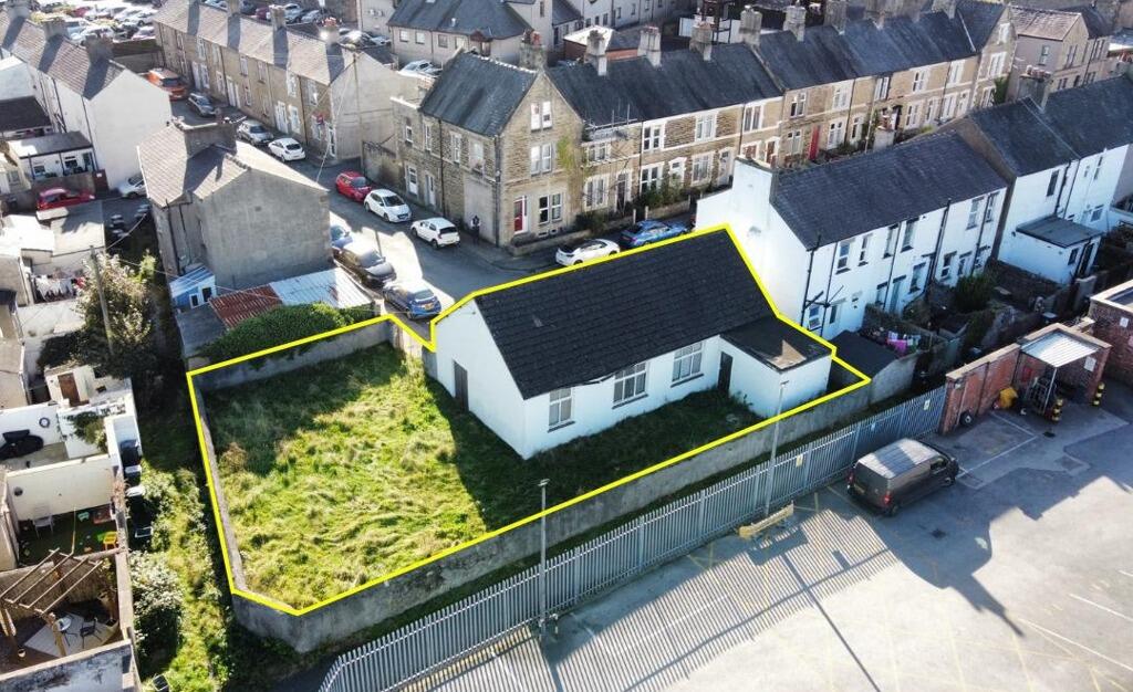 Main image of property: Commercial Building, Hunter Street, Carnforth, LA5 9BP