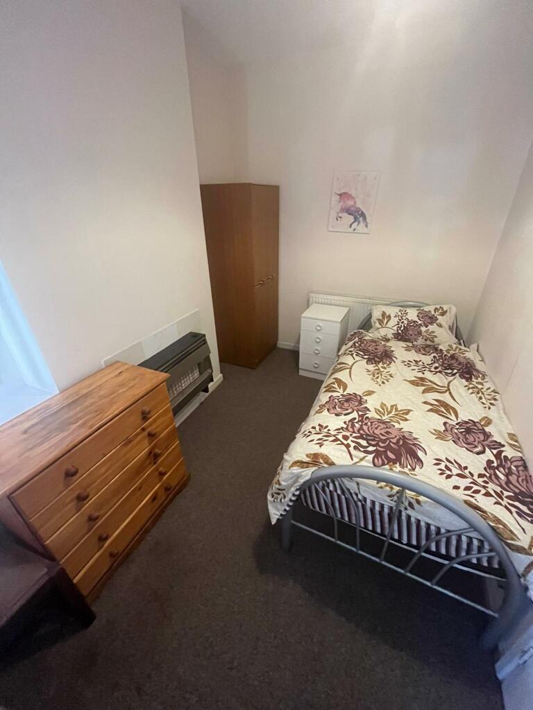 1 bedroom house share for rent in Room 1 Clifton Rd , B12 8SA, B12