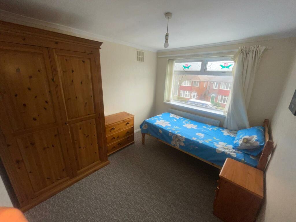 Additional property image - Room 5, Ryde Park, Rednal, B45 8RD