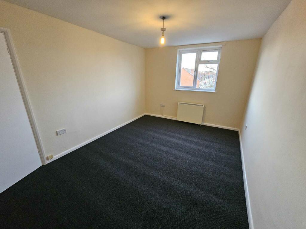 Additional property image - Alcester Road South