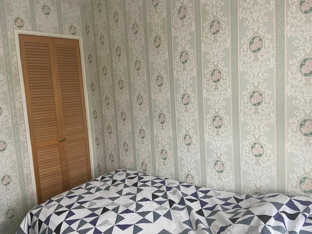 Additional property image - Room 3 , Chesterfield Close, West Heath, B31 3TS