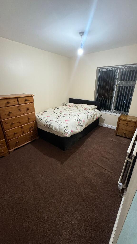 Additional property image - 2 Rooms available in Rednal, Bishop Close, B45 0LS