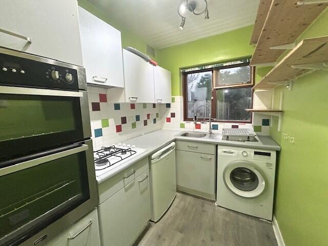 Main image of property: Eddy Close,Romford,RM7 9HR