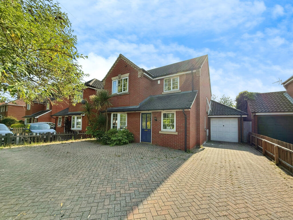 Main image of property: Thunder Lane, NR7 0JG