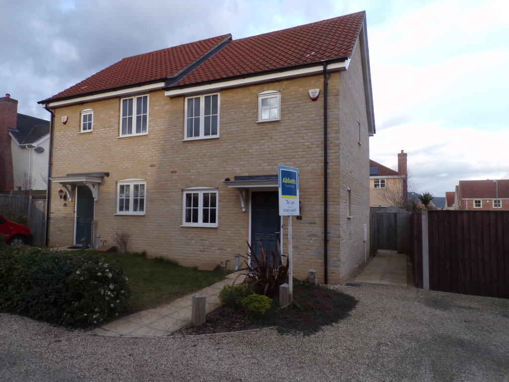 Main image of property: Vanguard Chase, NR5 0UH