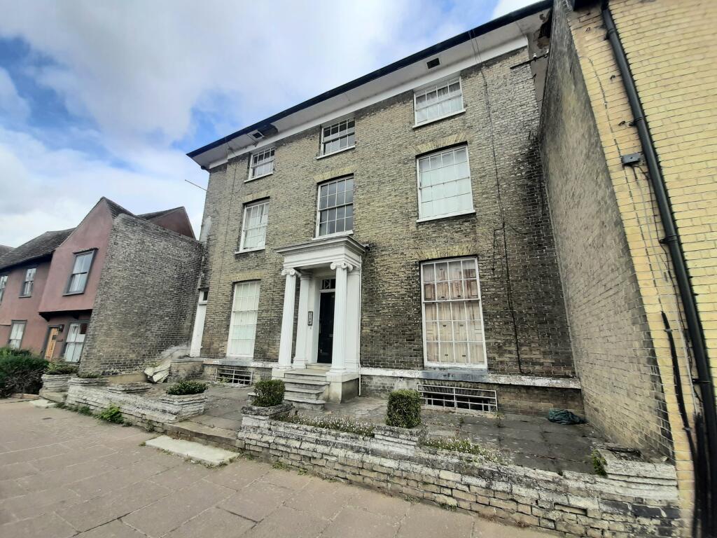 Main image of property: High Street, Hadleigh