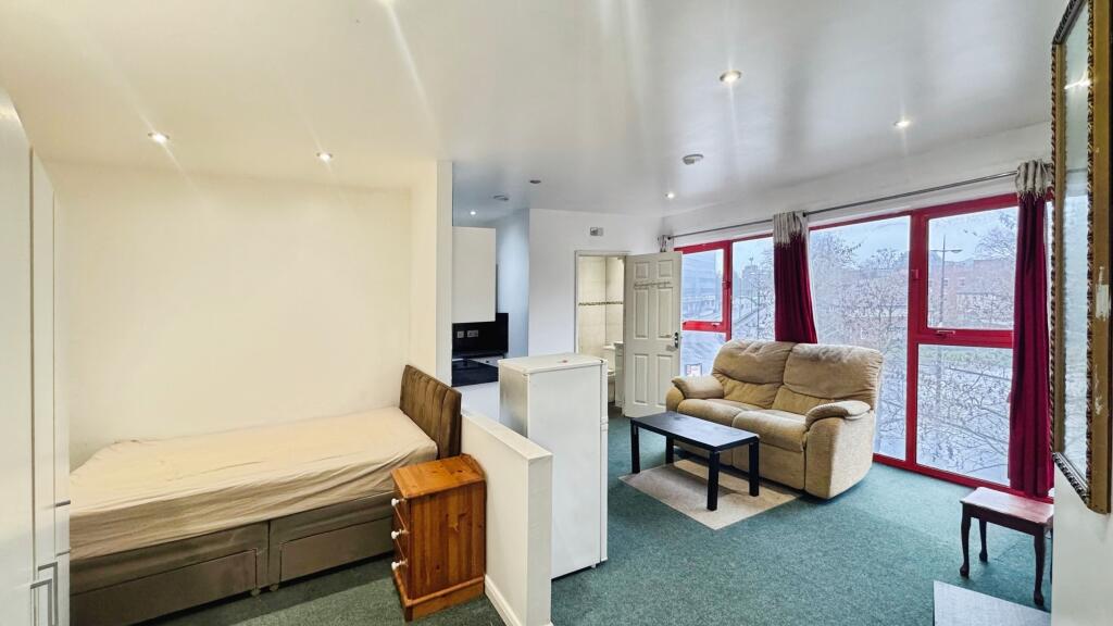 Main image of property: Observation Court, Ipswich