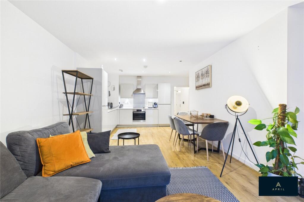 Main image of property: Collendale Road, London, E17