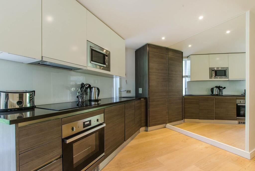 Falconwood Court, Blackheath, London, SE3