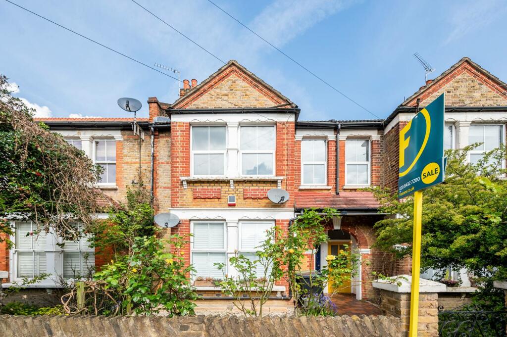 3 bedroom flat for sale in Codrington Hill, Honor Oak Park, London, SE23