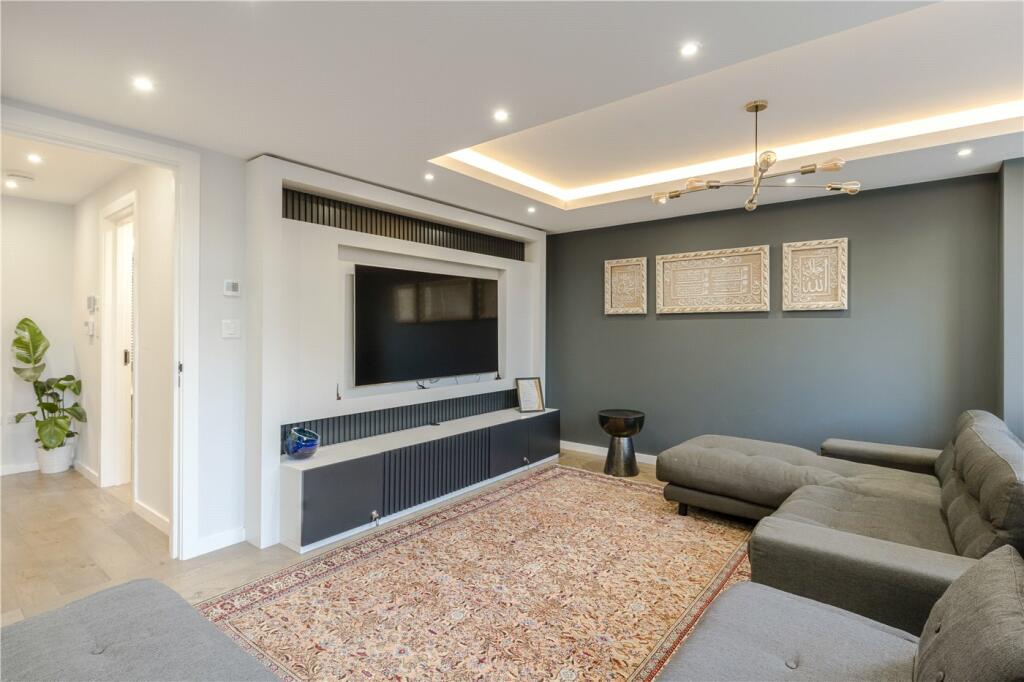 6 bedroom terraced house for sale in Southwick Street, Hyde Park Estate, W2