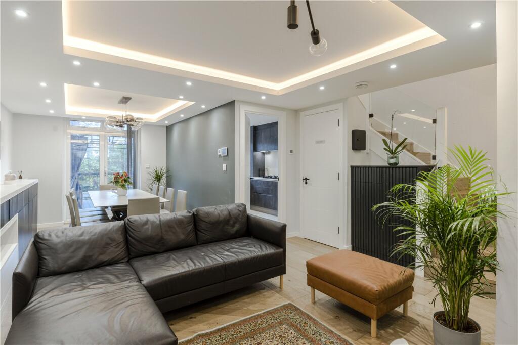 6 bedroom terraced house for sale in Southwick Street, Hyde Park Estate, W2