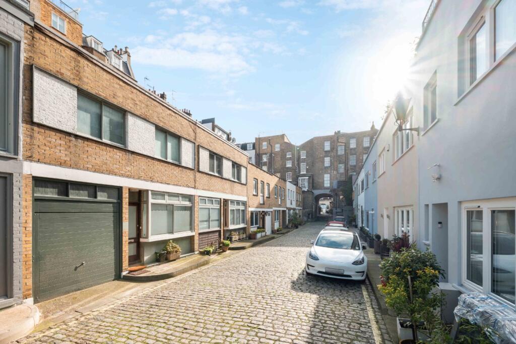 Main image of property: Gloucester Mews West, Bayswater, W2