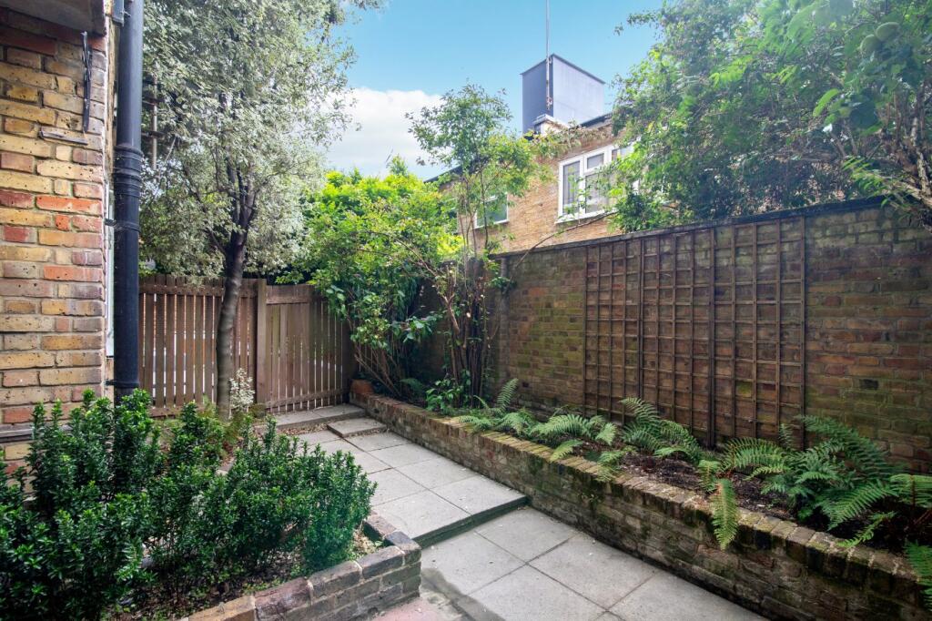 Main image of property: Gloucester Terrace, Bayswater, W2