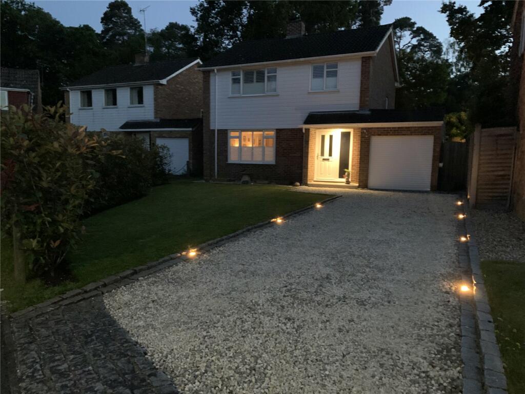 Main image of property: Warren Close, Burghfield Common, Reading, Berkshire, RG7