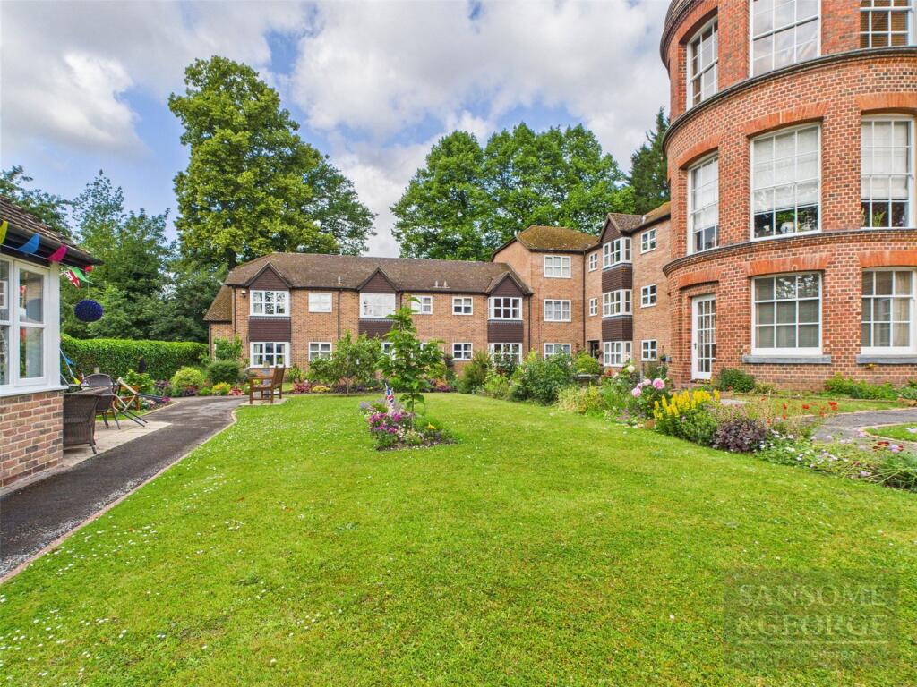 Main image of property: Burghfield Road, Reading, Berkshire, RG30