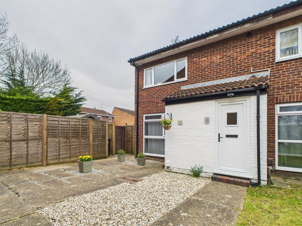 Main image of property: Corsham Road, Calcot, Reading, Berkshire, RG31