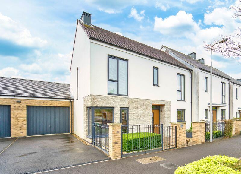 3 bedroom semidetached house for sale in Cheshire Avenue, Locking