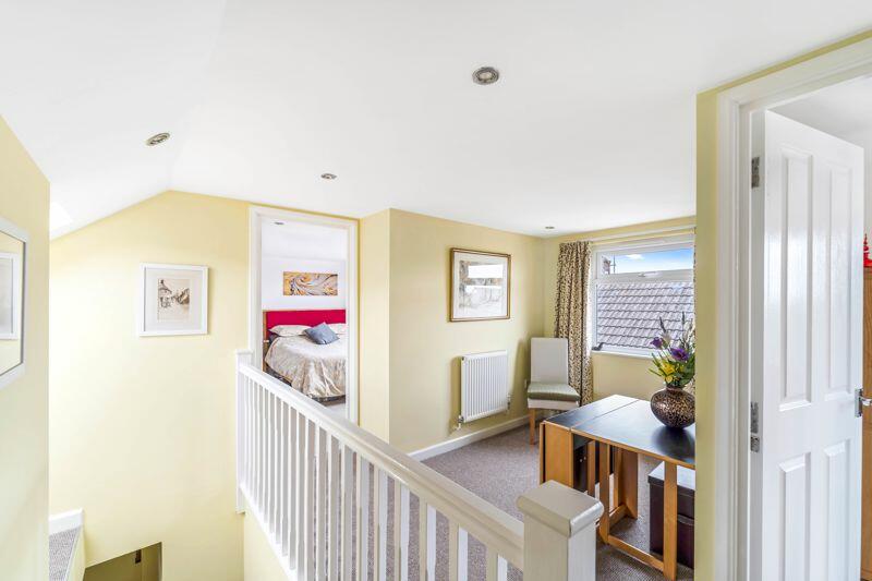 Additional property image - Cliff Road, Worlebury - FABULOUS GARDEN