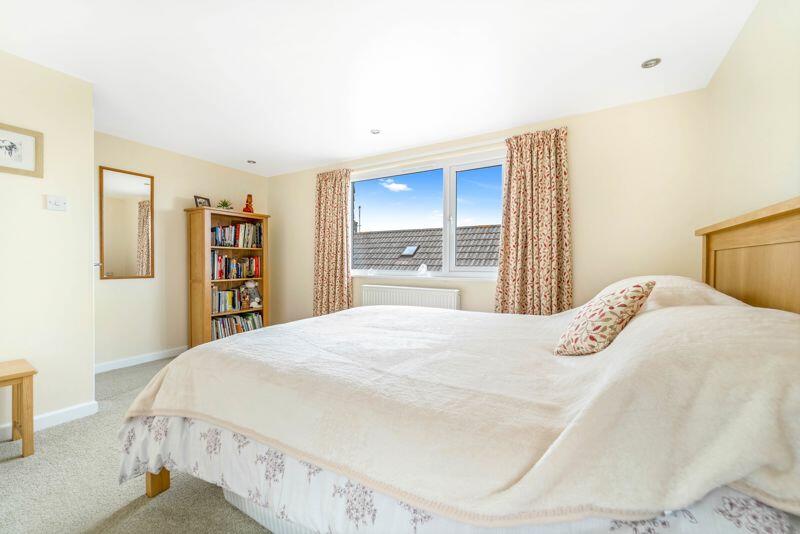 Additional property image - Cliff Road, Worlebury - FABULOUS GARDEN