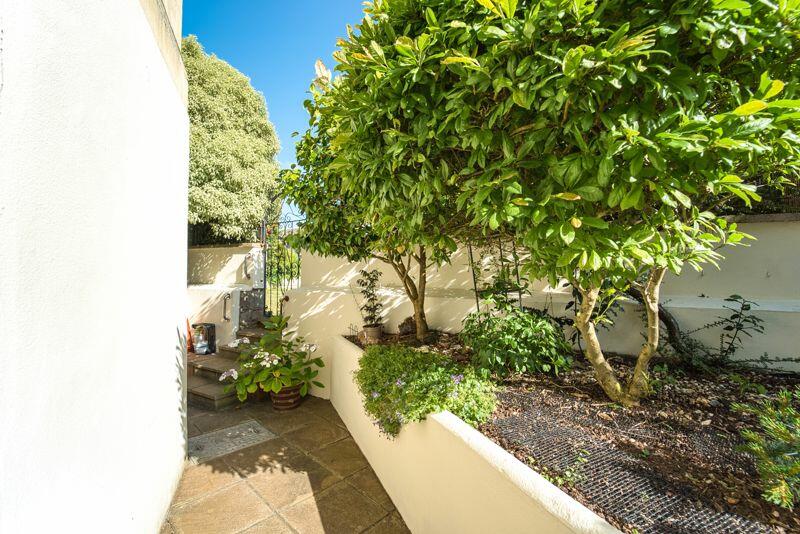Additional property image - Shrubbery Avenue, Weston super Mare - 3 BED/2BATH + GARDEN - NO CHAIN