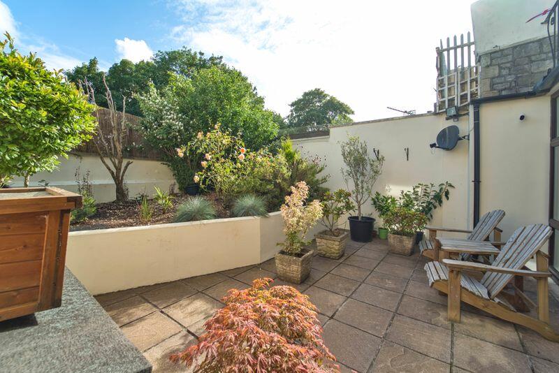 Additional property image - Shrubbery Avenue, Weston super Mare - 3 BED/2BATH + GARDEN - NO CHAIN