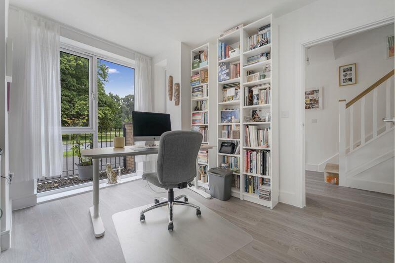 Additional image 20 of Bowen Road, Locking Parklands - FAB TOWN HOUSE