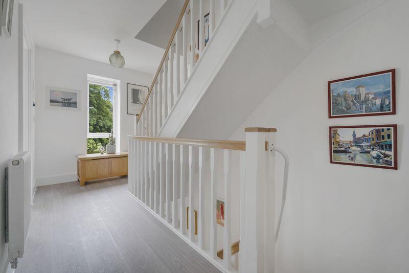 Additional image 18 of Bowen Road, Locking Parklands - FAB TOWN HOUSE