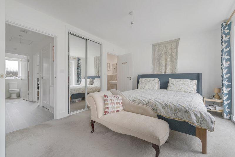 Additional image 12 of Bowen Road, Locking Parklands - FAB TOWN HOUSE