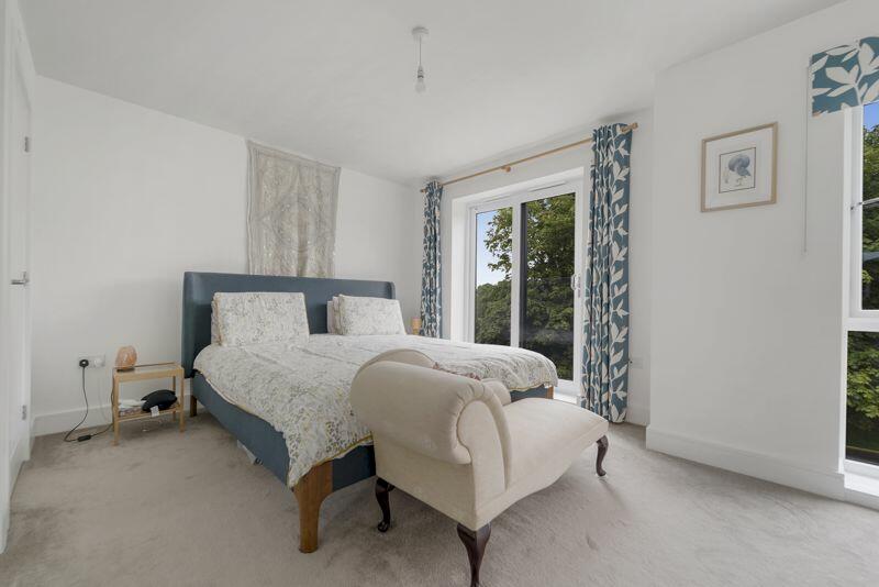 Additional image 10 of Bowen Road, Locking Parklands - FAB TOWN HOUSE